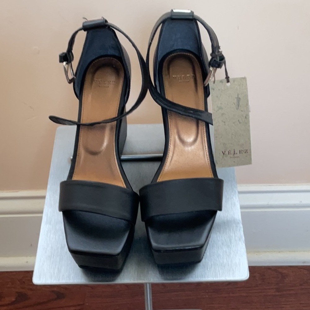 VELEZ black leather platform sandals